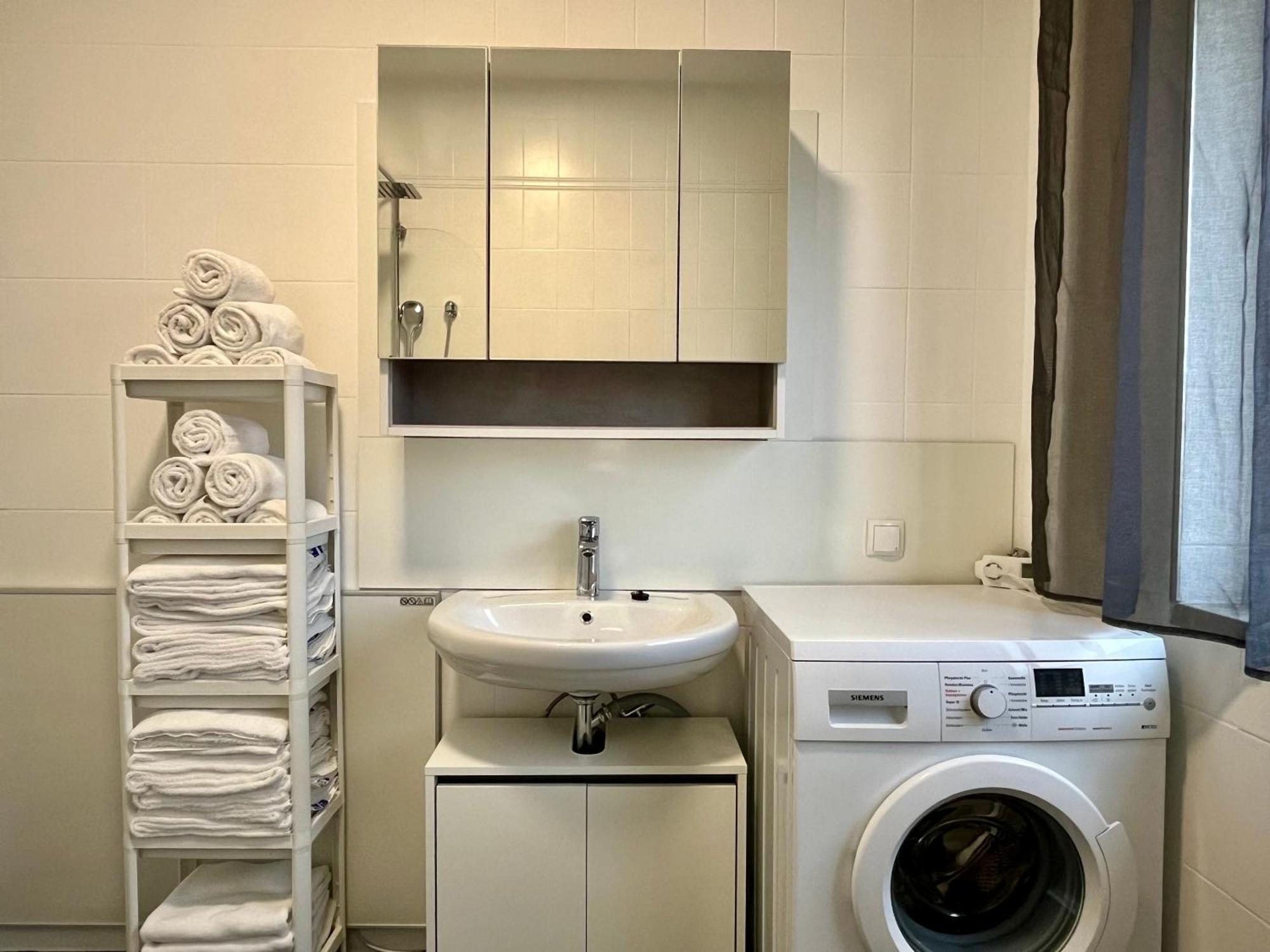 Shome Cityhouse I Self Check-in Ferienhaus